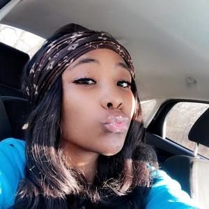 Meet your Posher, Mckenzie